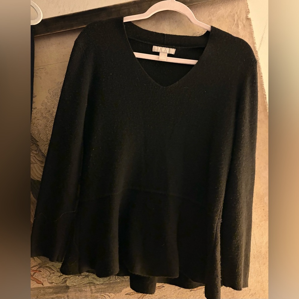 Banana Republic Soft Peplum Elegant Sweater SZ Medium